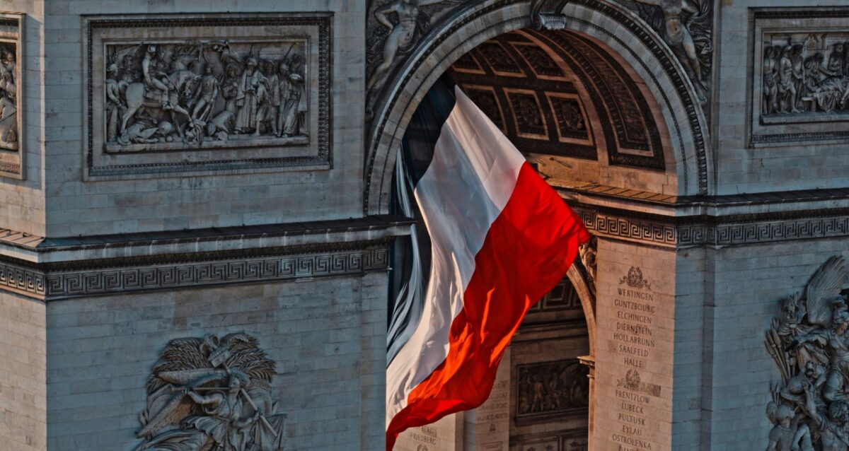 Les distinctions officielles, entre mémoire et reconnaissance nationale